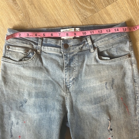 Sik Silk Bust Knee Riot Denim Jeans in Light Blue. Size Medium - Picture 7 of 12